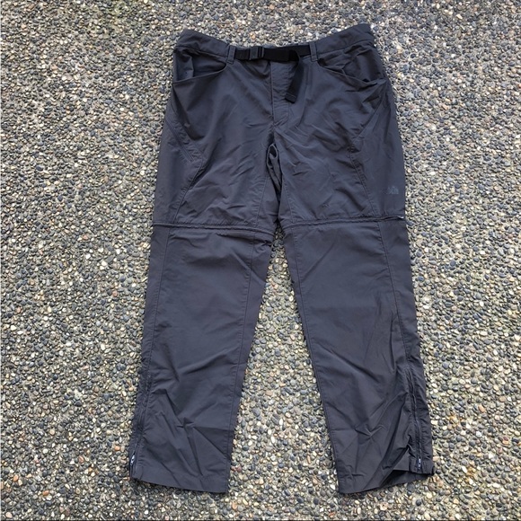 The North Face Cargos/Shorts - Picture 4 of 8